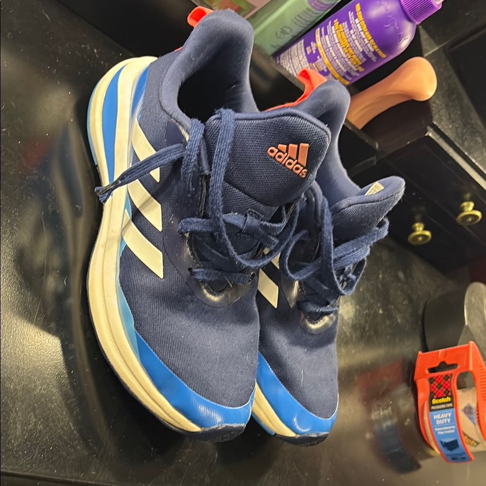 Adidas running Kids Blue shoes size 4.5 Sneakers